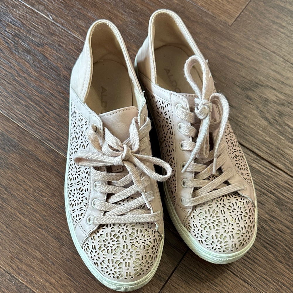 ALDO Women's Pink and gold Floral Sneakers